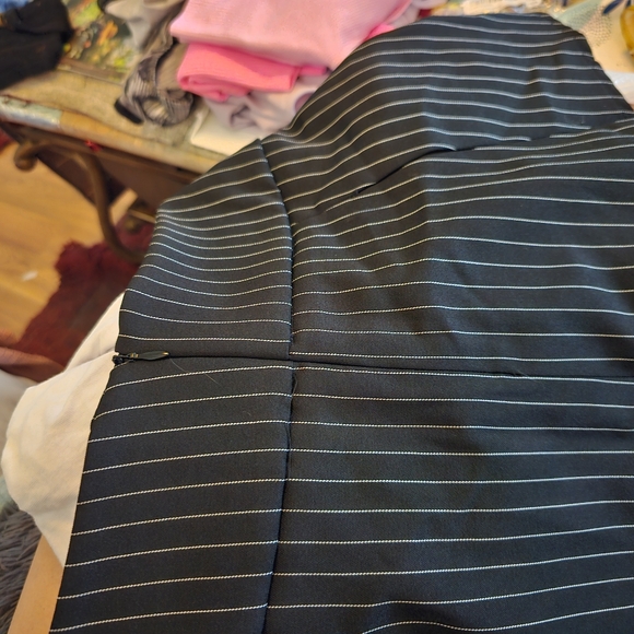 Black and white pin stripe mini skirt size small! From SHEIN! - Picture 5 of 6